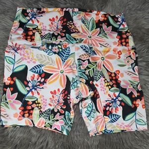 Floral Women's Bike Shorts - Multicolor